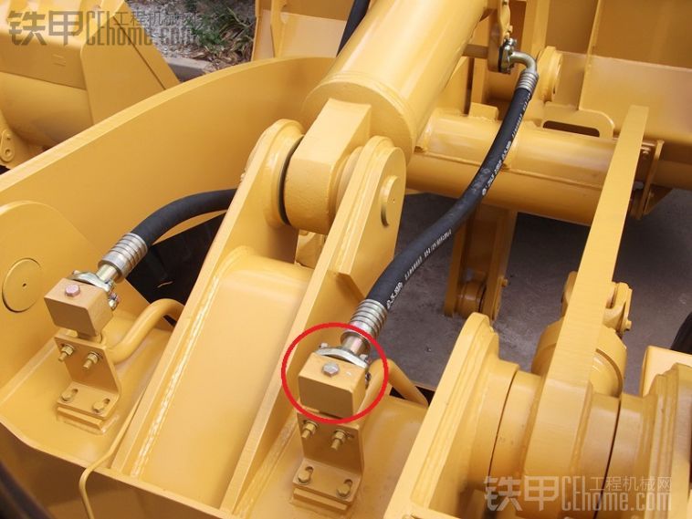裝載機(jī)整機(jī)無力？一定是動(dòng)力系統(tǒng)或液壓系統(tǒng)出了問題！